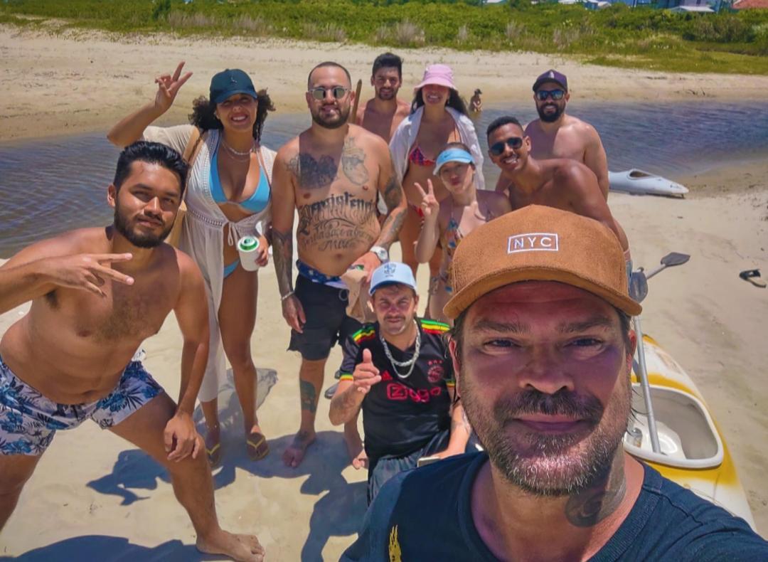 Genesis Beach Hostel! Quartos Compartilhados E Privativos Na Pinheira Palhoça Exterior foto
