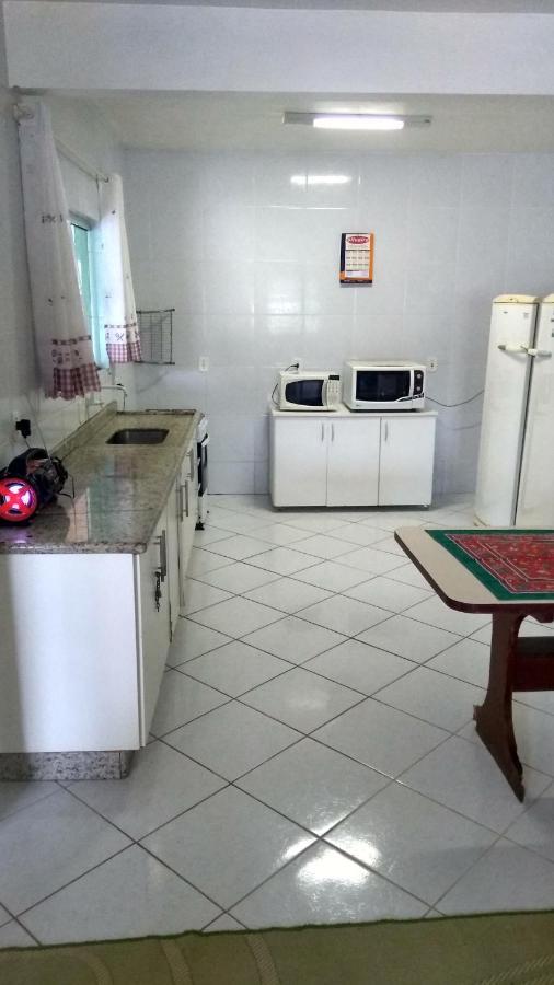 Genesis Beach Hostel! Quartos Compartilhados E Privativos Na Pinheira Palhoça Exterior foto