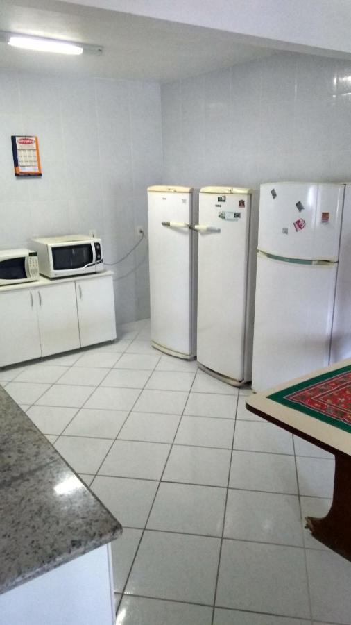 Genesis Beach Hostel! Quartos Compartilhados E Privativos Na Pinheira Palhoça Exterior foto